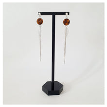 Charger l'image dans la galerie, Boucle d'oreille - PLUME - cuir de saumon