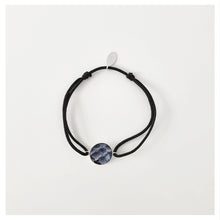 Charger l'image dans la galerie, Bracelet cordon et cuir de saumon