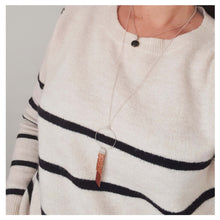 Charger l'image dans la galerie, Collier sautoir argent et cuir de saumon