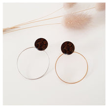 Charger l'image dans la galerie, Boucle d'oreille modulable - cuir de saumon