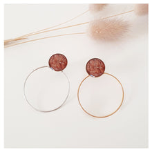 Charger l'image dans la galerie, Boucle d'oreille modulable - cuir de saumon