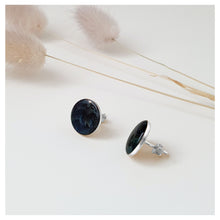 Charger l'image dans la galerie, Grande puce argent- cuir de saumon