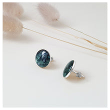 Charger l'image dans la galerie, Grande puce argent- cuir de saumon