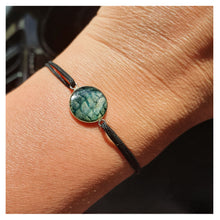 Charger l'image dans la galerie, Bracelet cordon et cuir de saumon