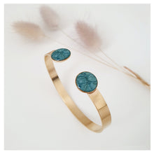 Charger l'image dans la galerie, Jonc doré et cuir de saumon