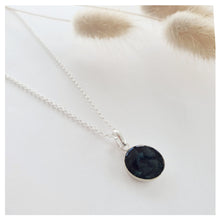 Charger l'image dans la galerie, Collier argent et cuir de saumon